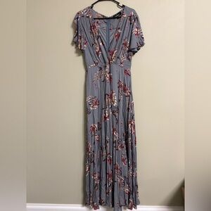 Lulus Floral Printed Maxi Wrap Dress Size Medium Flutter Short Sleeves V Neck